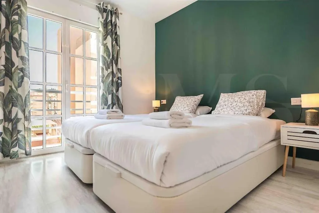 מאלגה Spacious & Authentic Apartment By Rems 0*,  ספרד