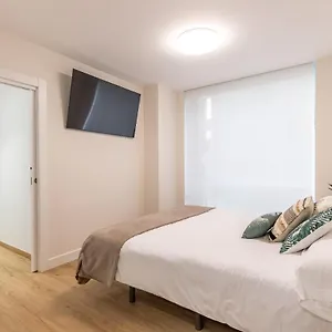 Nuevo Y Luminoso En Plaza Moyua Apartamento Bilbao