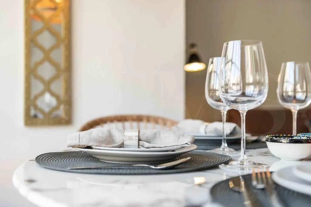 Spacious & Authentic Apartment By Rems Málaga
